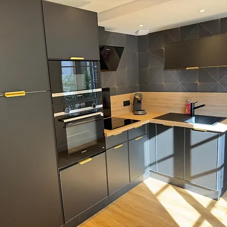 L'escale De La Cite Du Vitrail Διαμέρισμα *