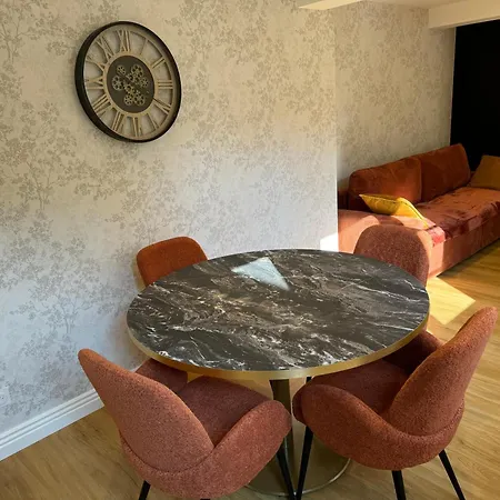 Διαμέρισμα L'escale De La Cite Du Vitrail *